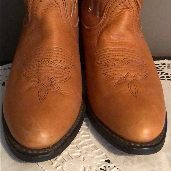 Laredo leather cowgirl boots camel tan color - Picture 2 of 8